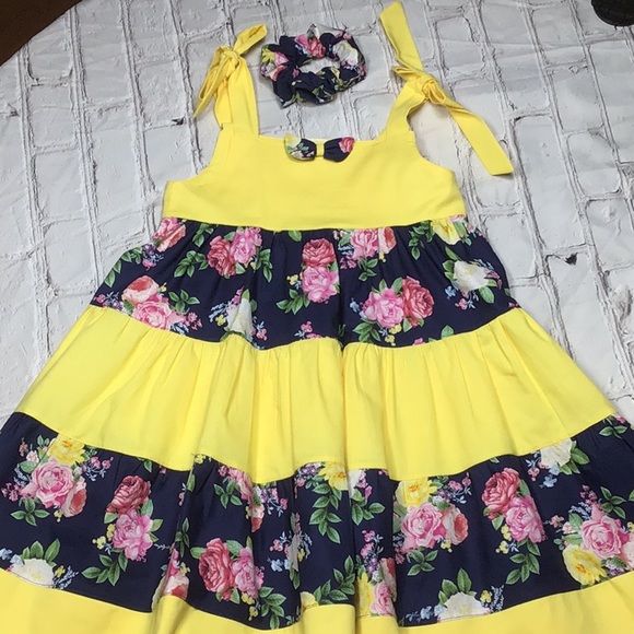 Gorgeous Hand Made Dress Size 4t - Picture 1 of 4